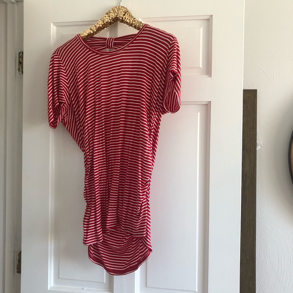 MATERNITY TOP: a pea in the pod